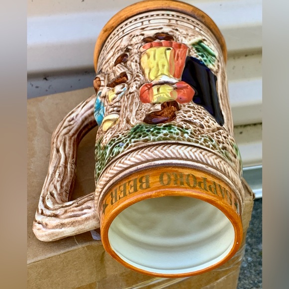 Mid Century Vtg Sapporo Japanese Beer Stein Embossed Glazed Ceramic Artwork Mug - Picture 6 of 16